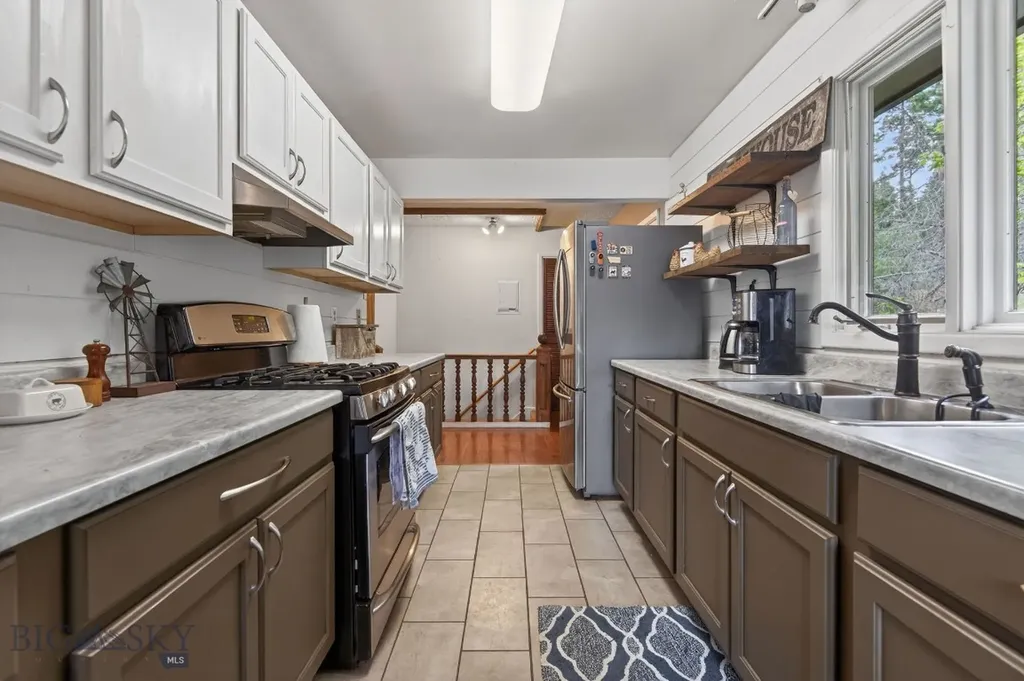 28 Pinecrest Loop Helena MT 59634