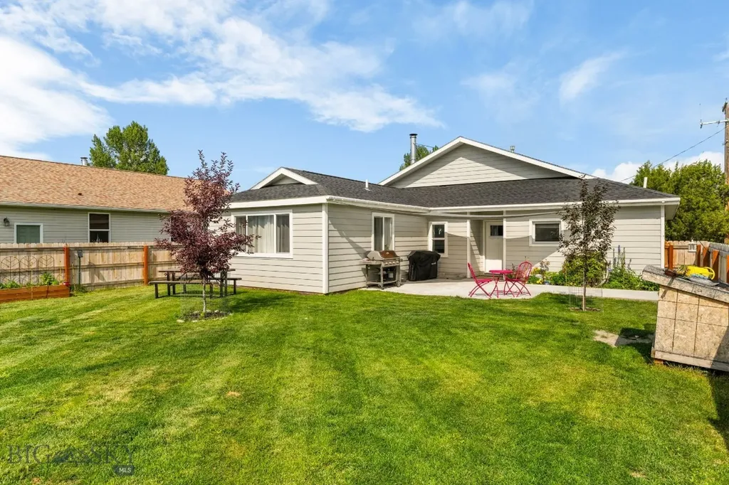 510 N Main Avenue Twin Bridges MT 59754