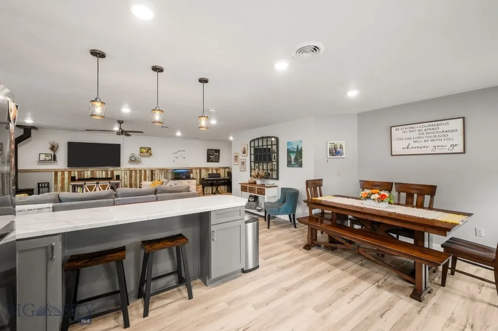 510 N Main Avenue Twin Bridges MT 59754