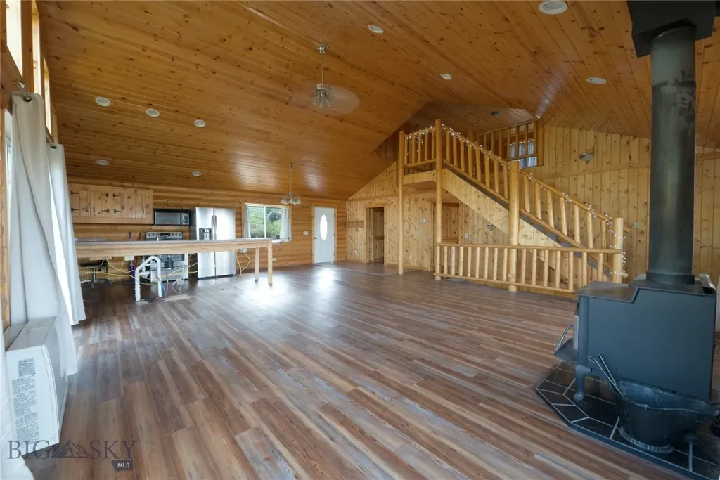 98 Pony Road Livingston MT 59047