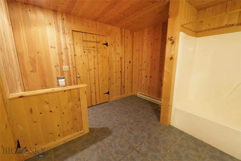 98 Pony Road Livingston MT 59047