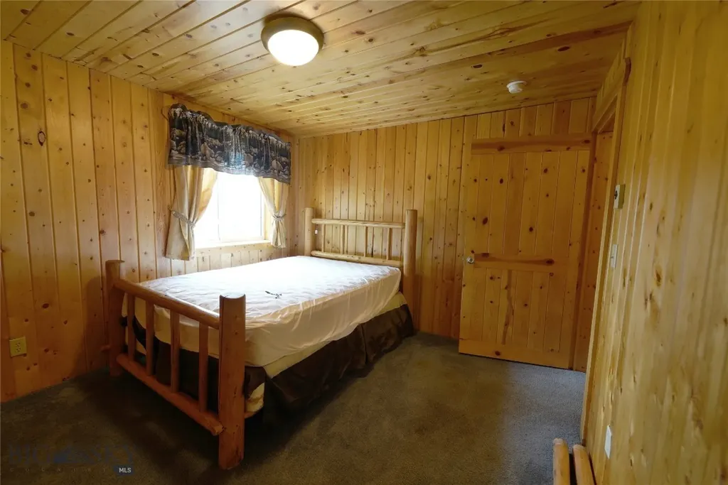 98 Pony Road Livingston MT 59047
