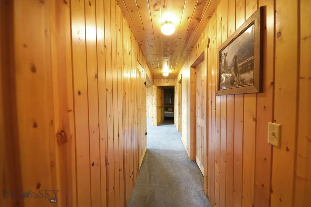 98 Pony Road Livingston MT 59047