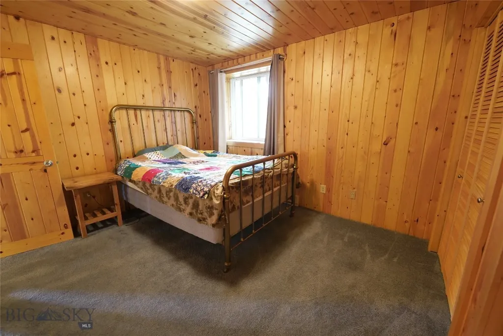 98 Pony Road Livingston MT 59047
