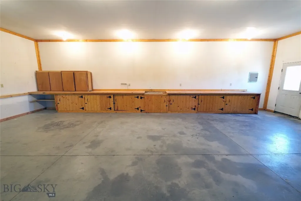 98 Pony Road Livingston MT 59047