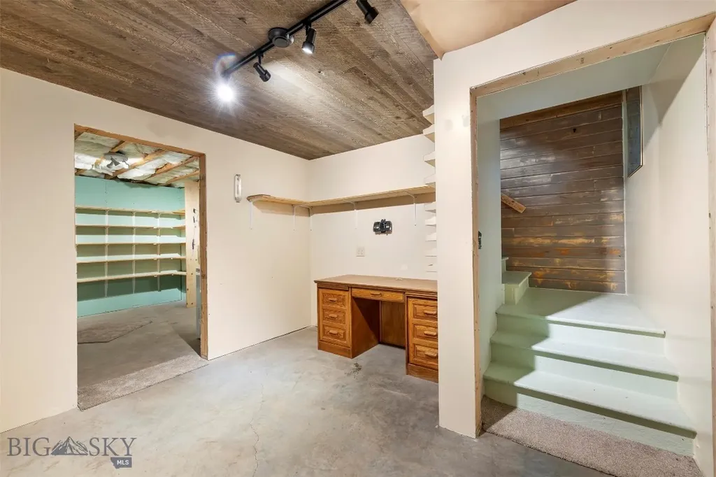 17248 Pole Gulch Three Forks MT 59752