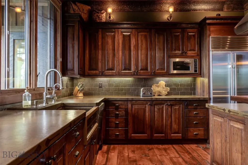 1660 South Fork Road Big Sky MT 59716
