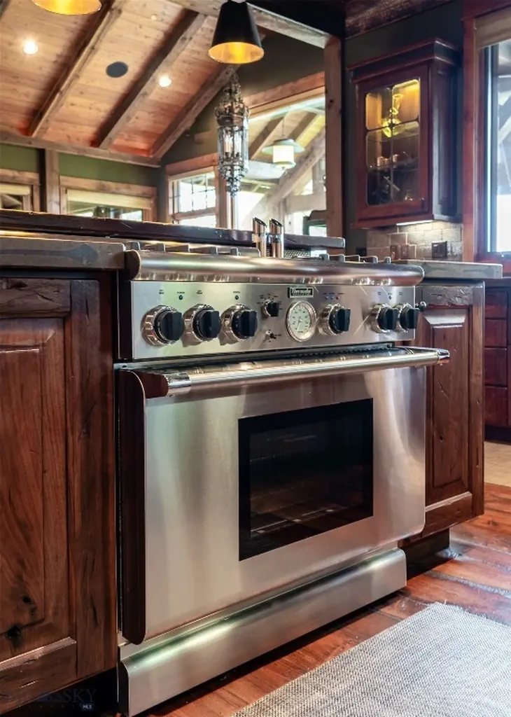 1660 South Fork Road Big Sky MT 59716
