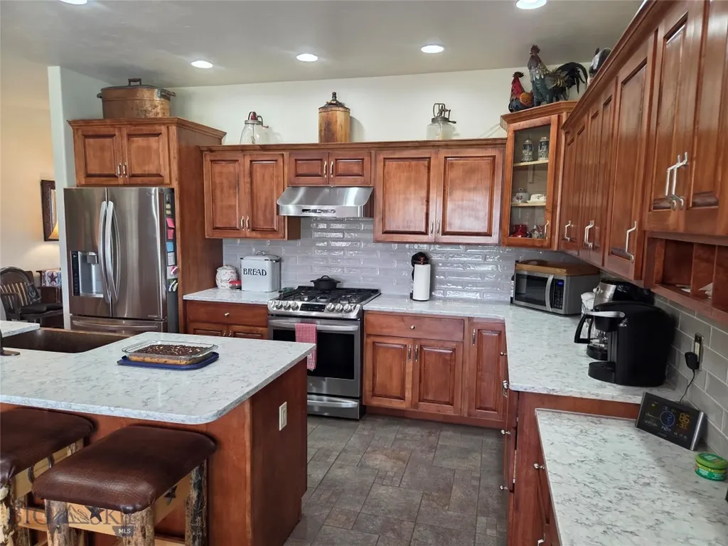 6 Hawks Court Sheridan MT 59749