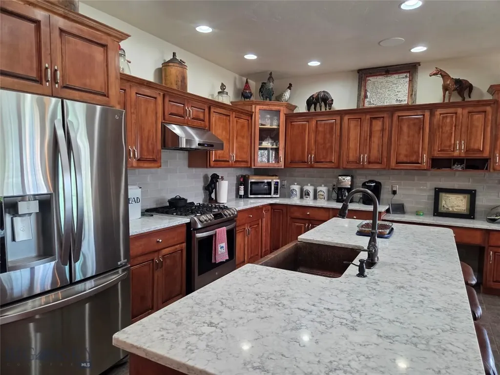 6 Hawks Court Sheridan MT 59749