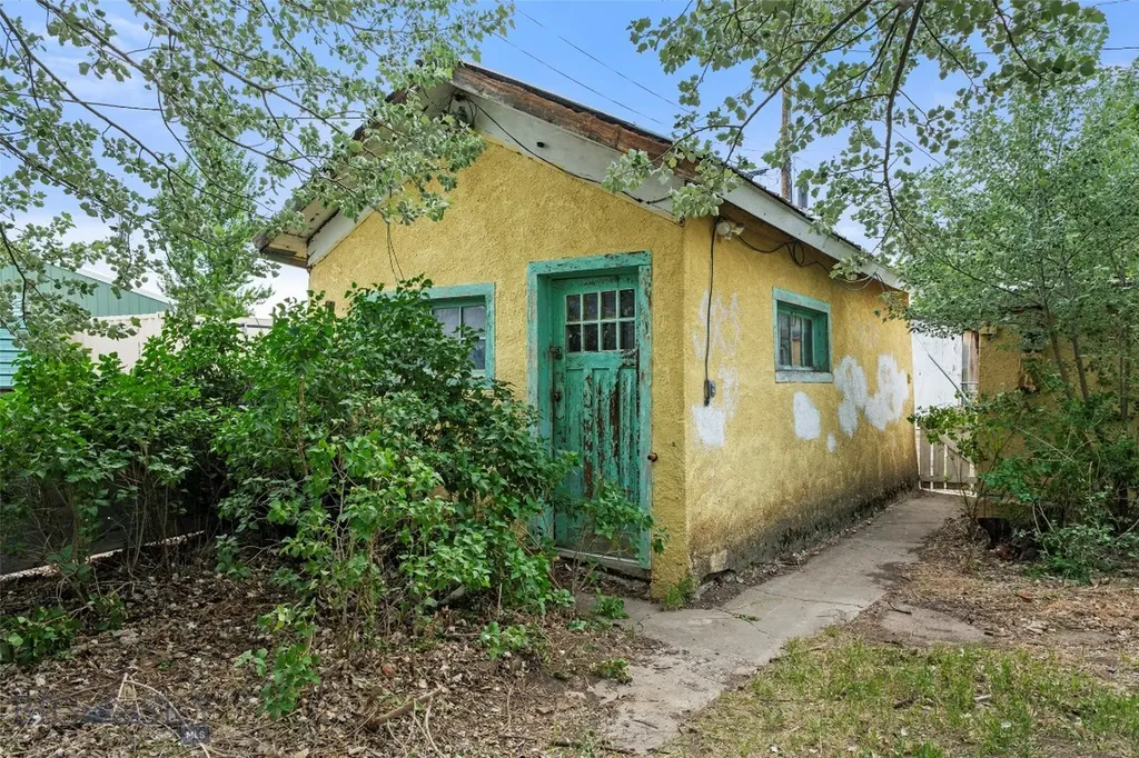103 S Whitehall Street Whitehall MT 59759