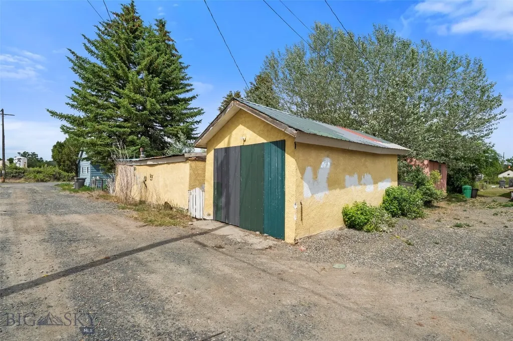 103 S Whitehall Street Whitehall MT 59759