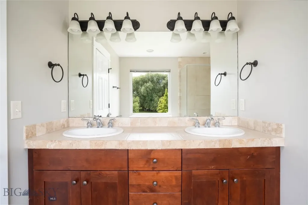 3174 Madrona Lane Bozeman MT 59715