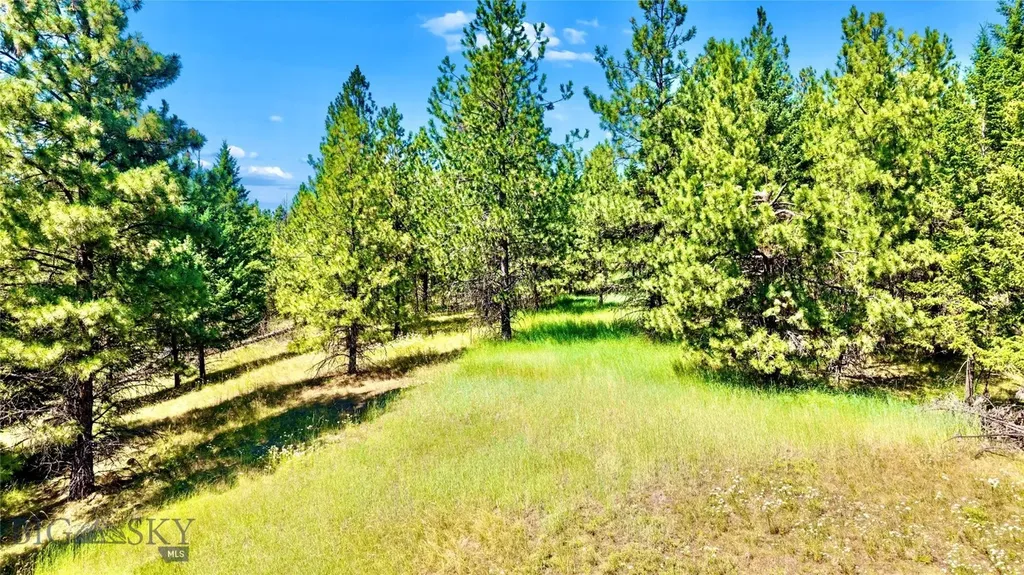 Nhn N Rolling Hills Road Eureka MT 59917