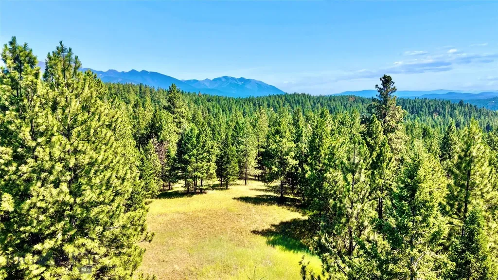 Nhn N Rolling Hills Road Eureka MT 59917