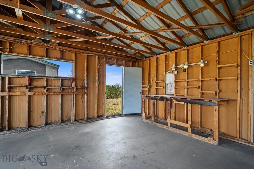 1406 Jack Rabbit Lane Whitehall MT 59759