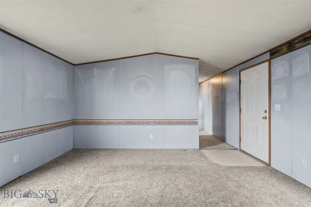 1406 Jack Rabbit Lane Whitehall MT 59759