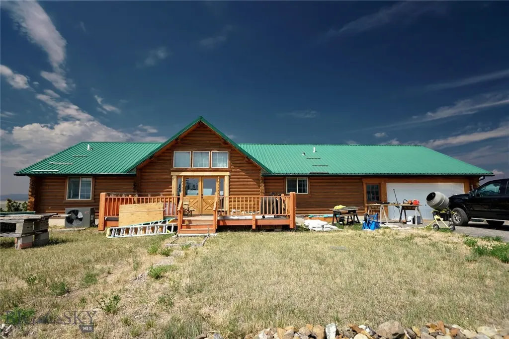 12 Madison Drive Whitehall MT 59759