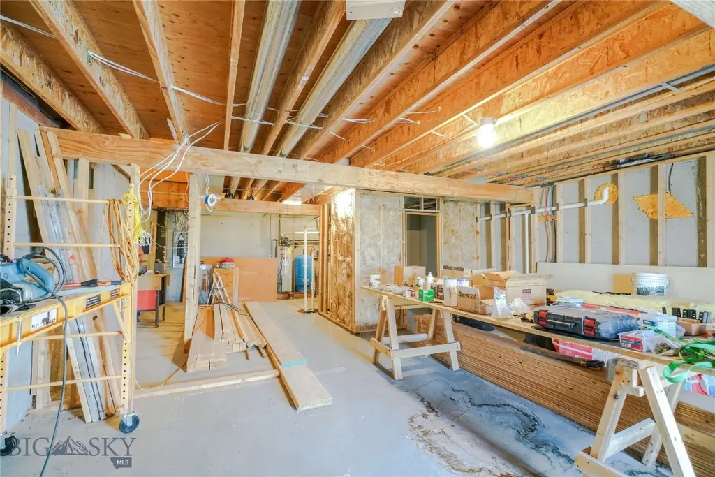12 Madison Drive Whitehall MT 59759