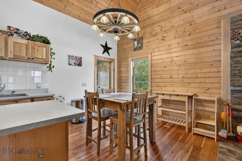 252 Moose Drive West Yellowstone MT 59758
