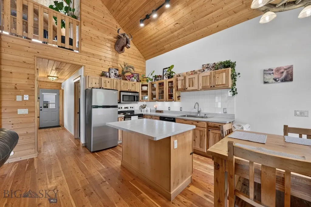 252 Moose Drive West Yellowstone MT 59758