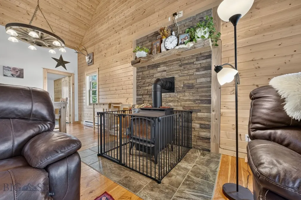 252 Moose Drive West Yellowstone MT 59758