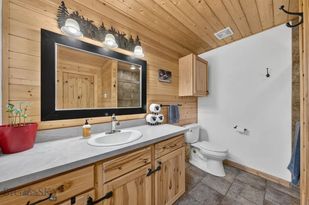 252 Moose Drive West Yellowstone MT 59758