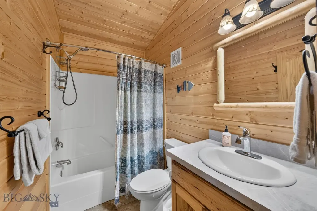 252 Moose Drive West Yellowstone MT 59758