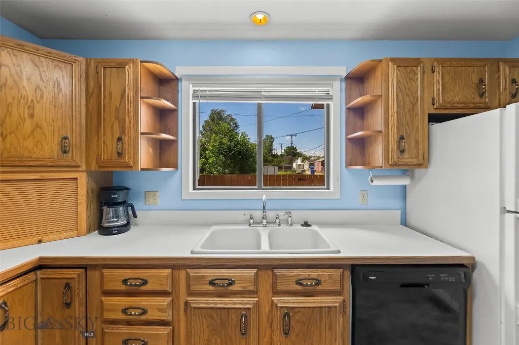 1322 W Crawford Street Livingston MT 59047