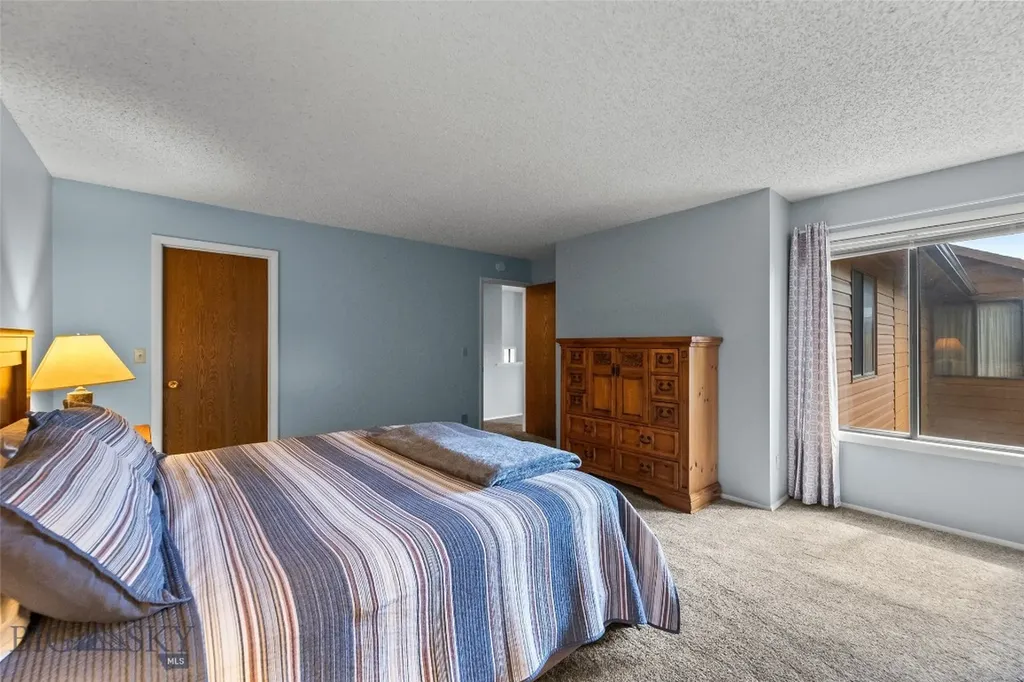 1322 W Crawford Street Livingston MT 59047