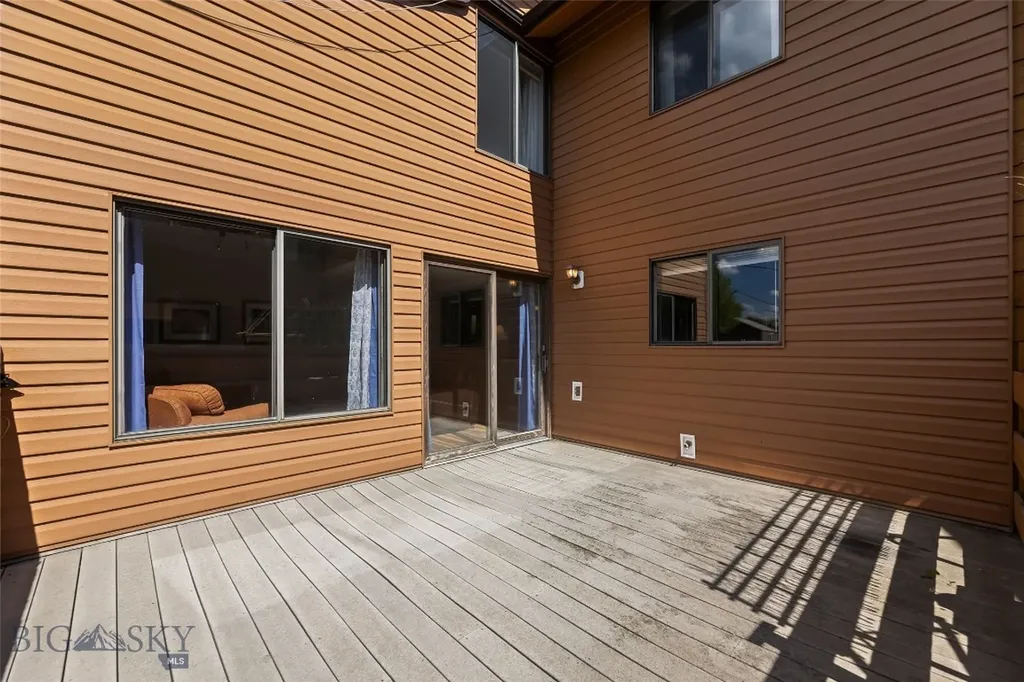 1322 W Crawford Street Livingston MT 59047