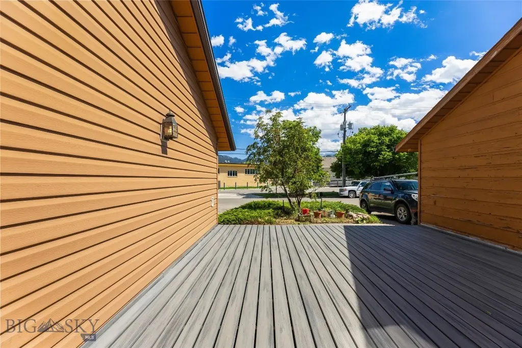 1322 W Crawford Street Livingston MT 59047