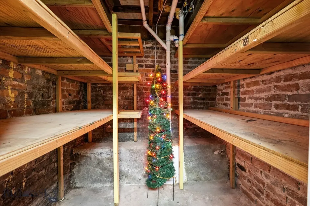 104 N Main Street Anaconda MT 59711