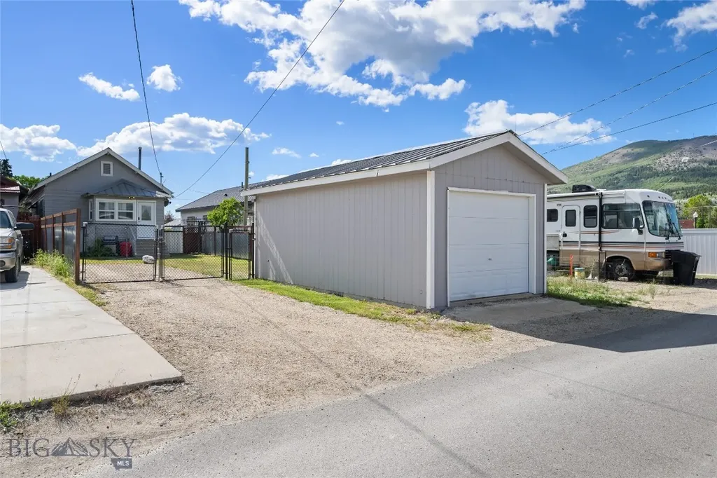 104 N Main Street Anaconda MT 59711