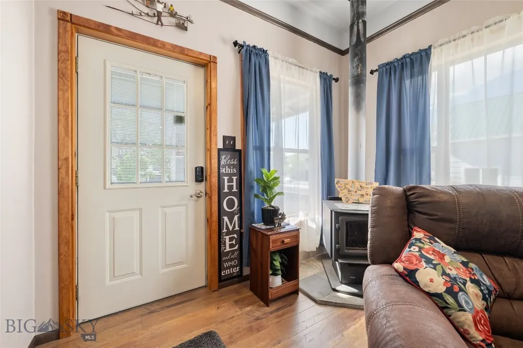 104 N Main Street Anaconda MT 59711