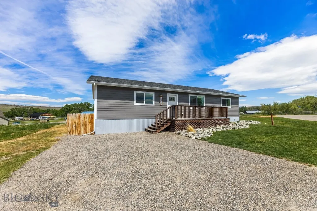 203 2nd Avenue N Clyde Park MT 59018
