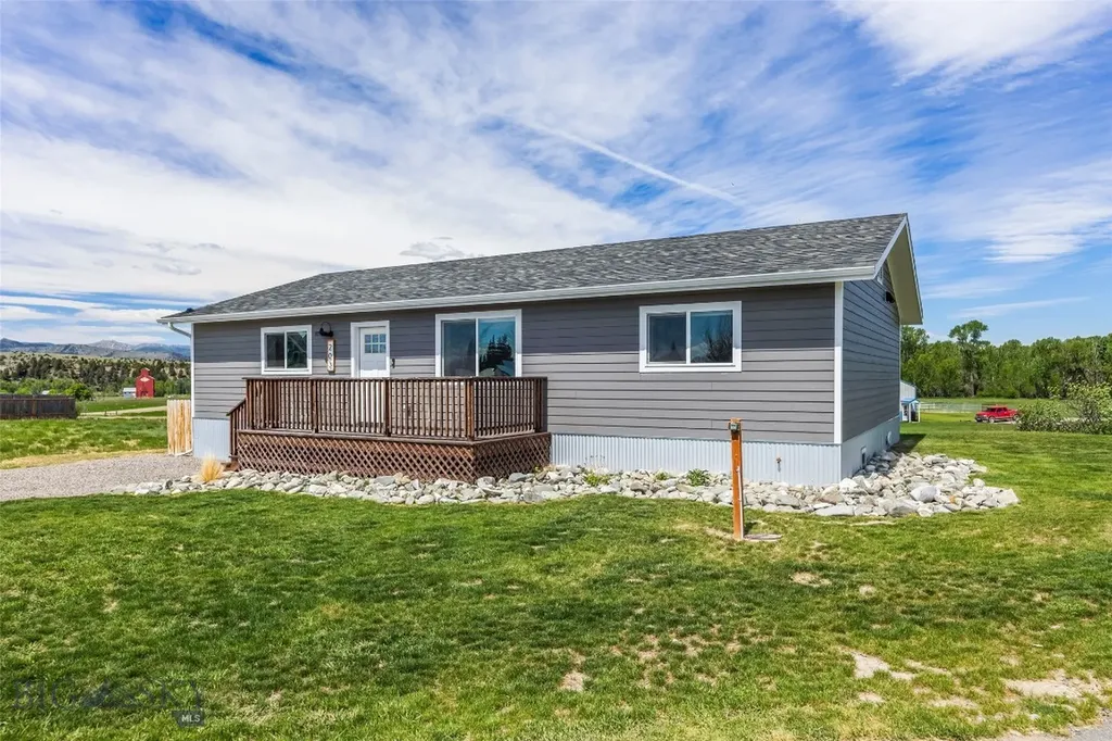 203 2nd Avenue N Clyde Park MT 59018