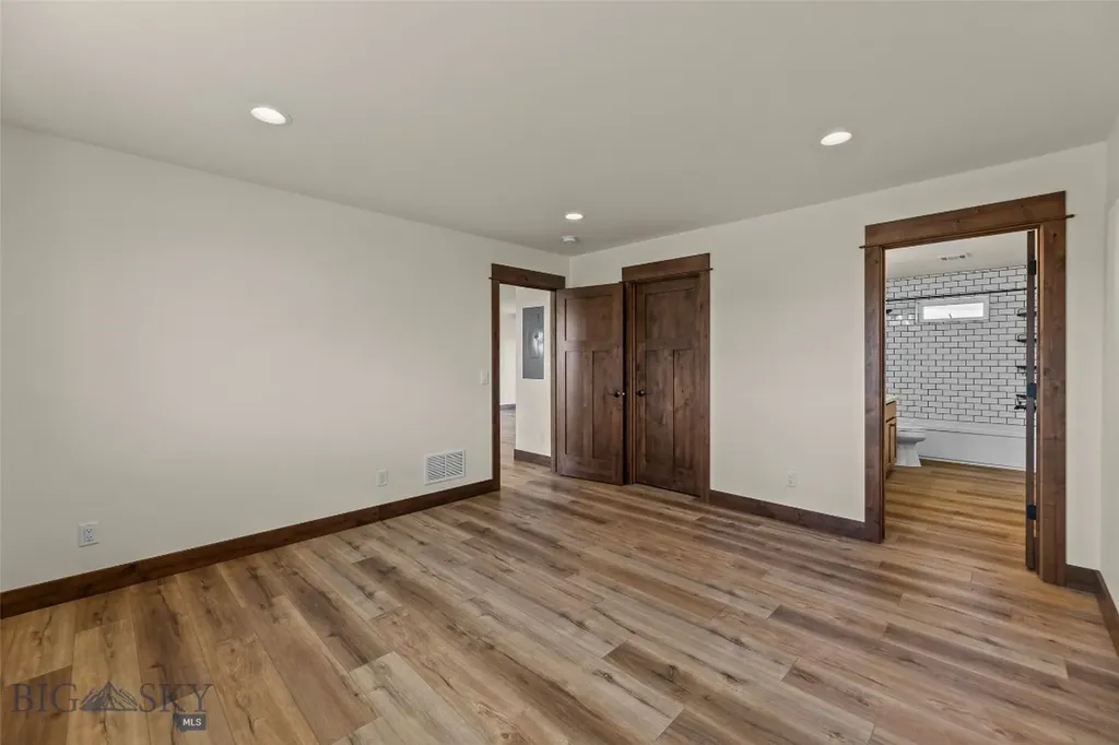 203 2nd Avenue N Clyde Park MT 59018