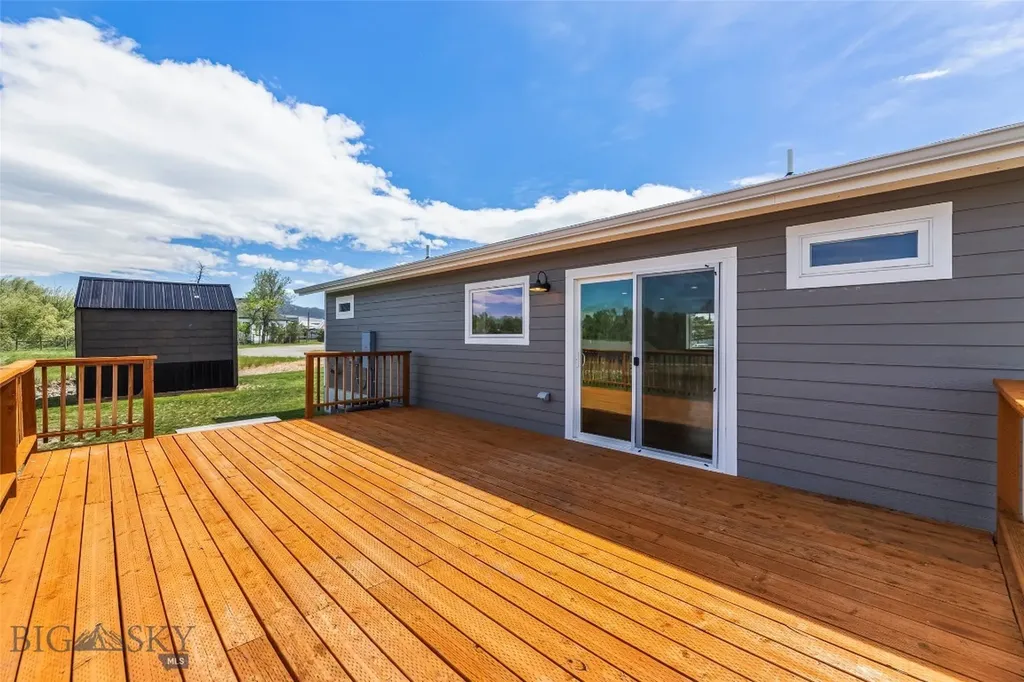 203 2nd Avenue N Clyde Park MT 59018