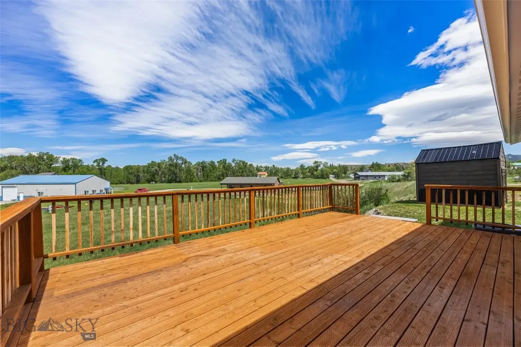 203 2nd Avenue N Clyde Park MT 59018