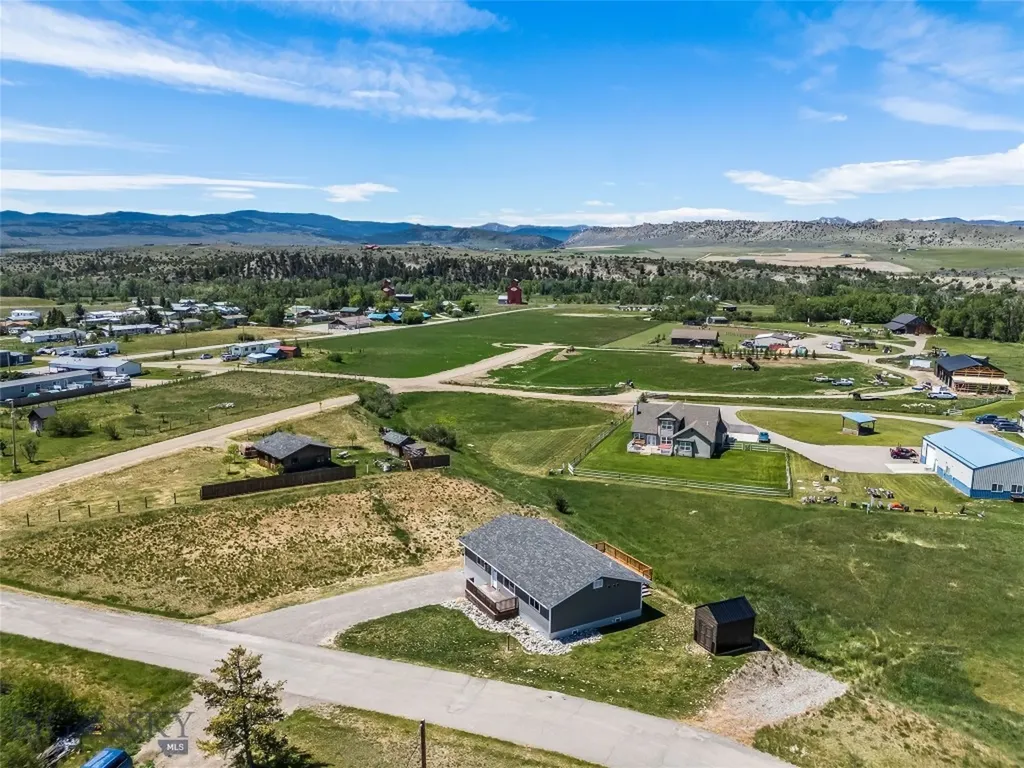 203 2nd Avenue N Clyde Park MT 59018