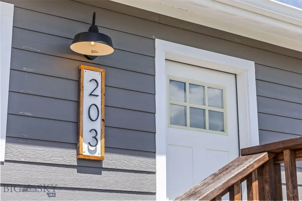 203 2nd Avenue N Clyde Park MT 59018