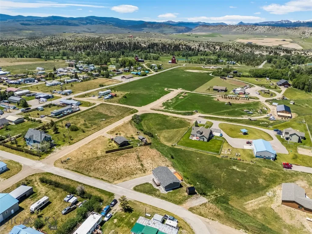 203 2nd Avenue N Clyde Park MT 59018