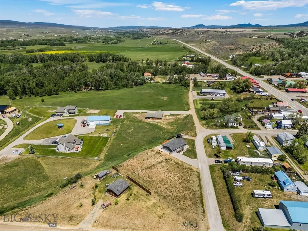 203 2nd Avenue N Clyde Park MT 59018