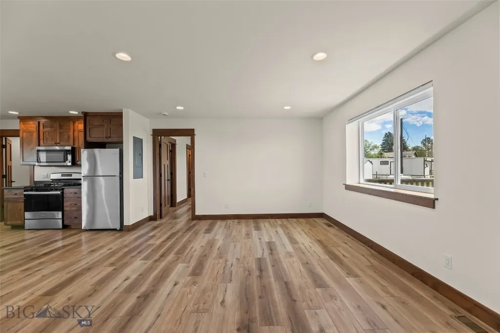 203 2nd Avenue N Clyde Park MT 59018