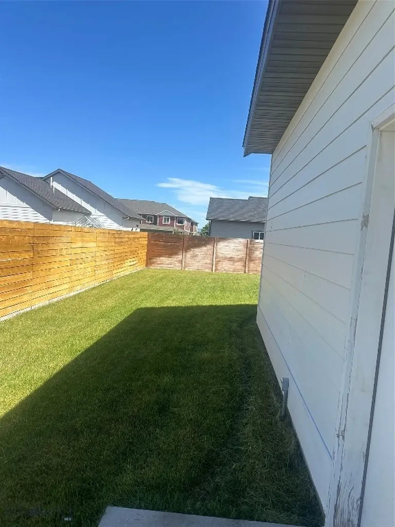 1303 Prairie Dawn Belgrade MT 59714