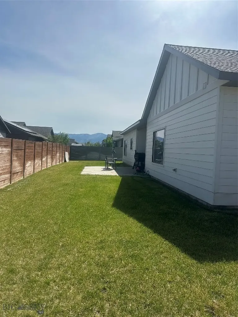 1303 Prairie Dawn Belgrade MT 59714