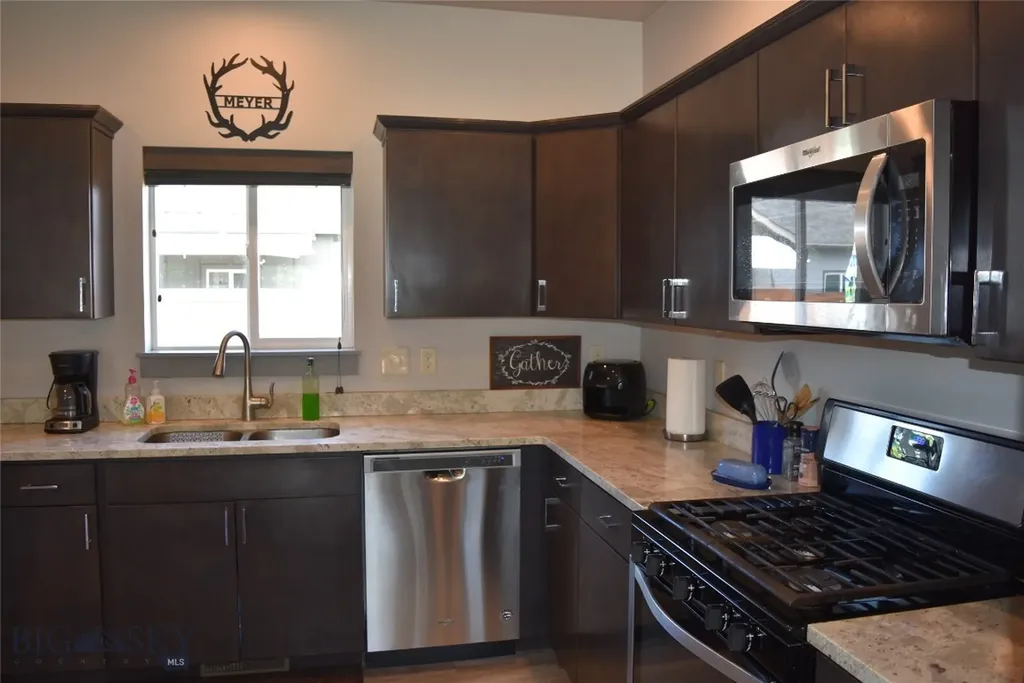 1303 Prairie Dawn Belgrade MT 59714