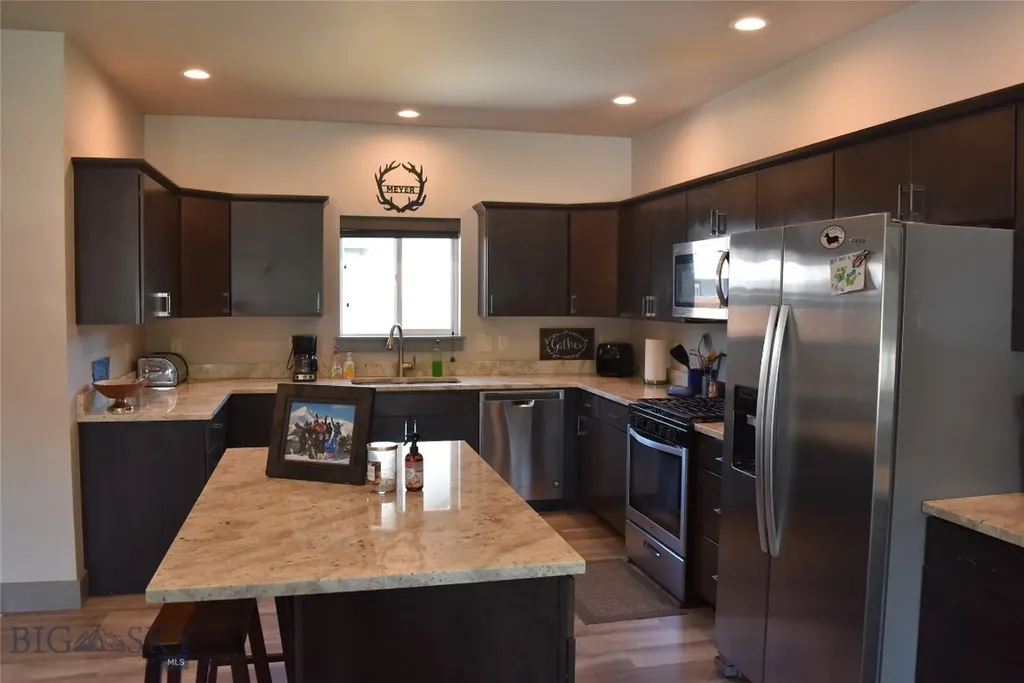 1303 Prairie Dawn Belgrade MT 59714