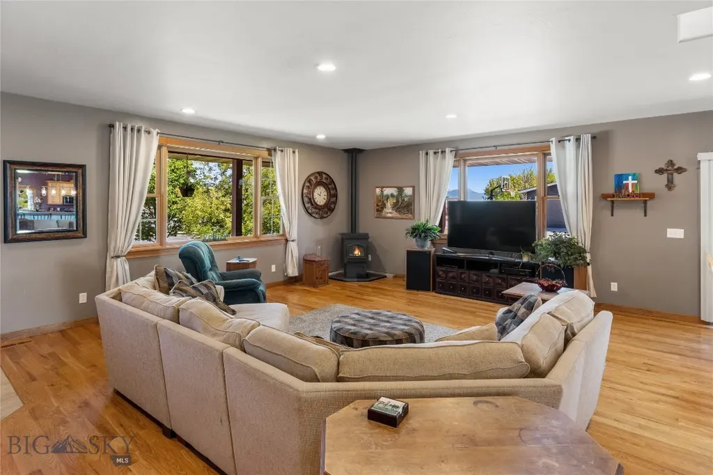 118 Keri Street Manhattan MT 59741